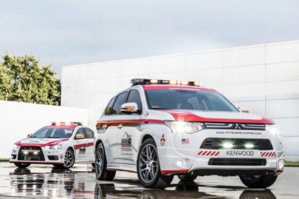 Poliţia a primit un SUV japonez